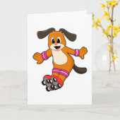 Carte Chien en tant que patineur avec des patins en lign (Fleur jaune)