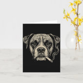 Carte Chien fumant une cigarette Boxer drôle Mème (Fleur jaune)