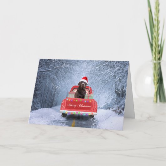 Carte Chien Labrador chocolat dans la neige assis Noël (Devant)