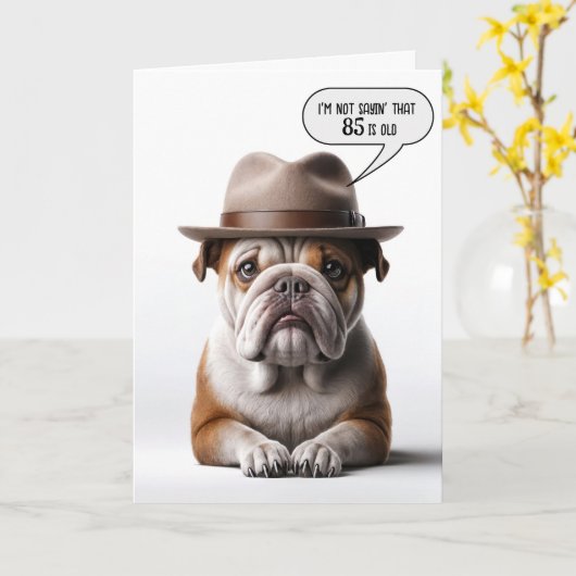 Carte Chien-taureau 85e anniversaire avec Fedora (Fleur jaune)