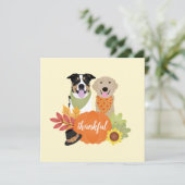 Carte Chiens de grâce Thanksgiving Citrouilles de récolt (Debout devant)