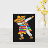 Carte Cinco De Mayo Dabbing Mexicaine Poncho Enfants (Fleur jaune)