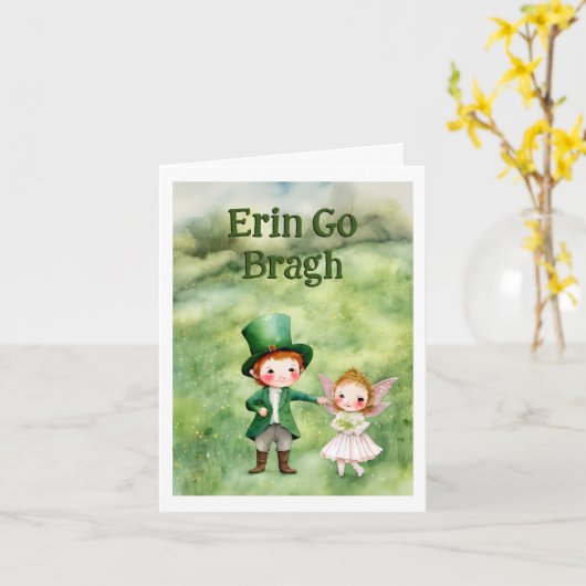 Carte classique de la Saint-Patrick avec lutin et  (Fleur jaune)