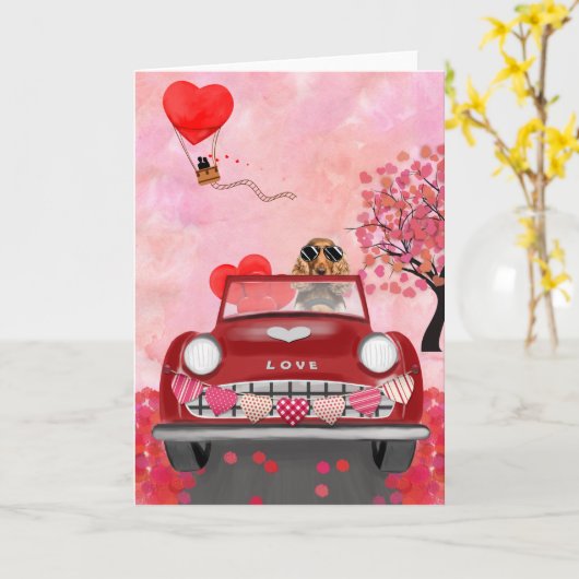 Carte Cocker Spaniel Conduisant une Voiture avec des Coe (Fleur jaune)