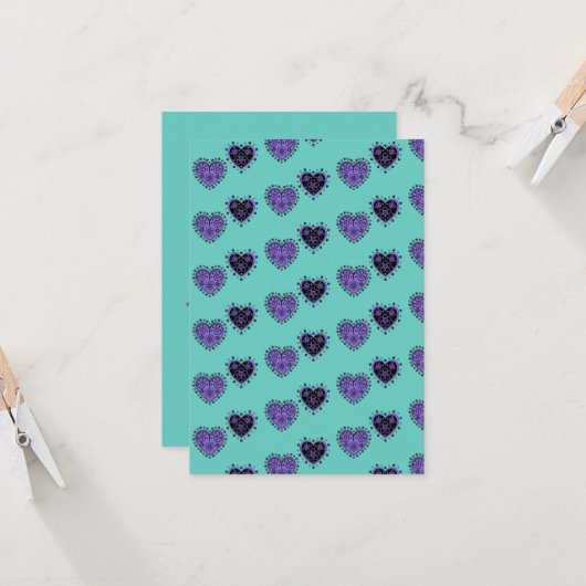 Carte Coeurs à fleurs violettes (Devant/Arrière en situation)