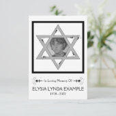 carte commémorative juive (Debout devant)