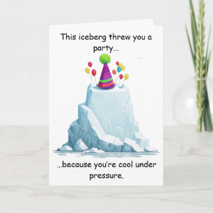 Carte Conception de fête d'anniversaire drôle d'iceberg