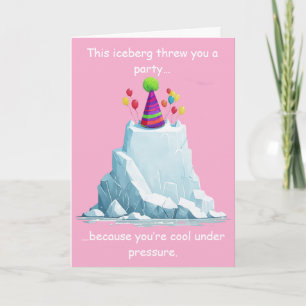 Carte Conception de fête d'anniversaire drôle d'iceberg