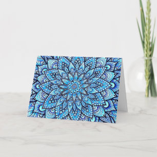 Carte Conception de mandala au crayon de couleur bleue J
