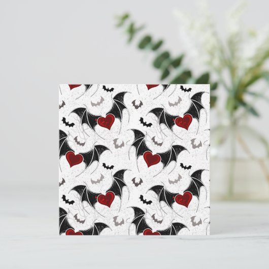 Carte Conseil Coeur d'Halloween avec ailes de chauve-souris noir (Debout devant)