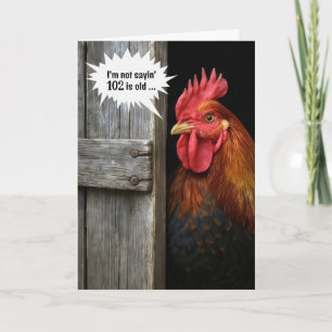 Carte Coq pour son 102e anniversaire regardant autour de