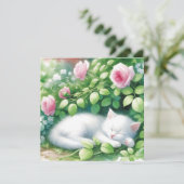Carte Cube Kitten Blanc Nappant Sous Rosebush (Debout devant)