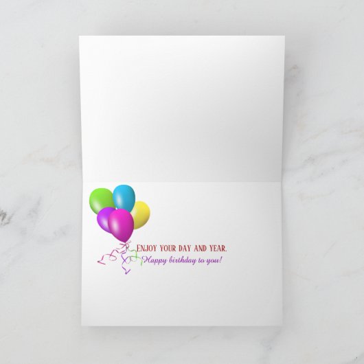 Carte cupcake en chaussure rouge sur fourrure blanche (Intérieur)