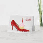 Carte cupcake en chaussure rouge sur fourrure blanche (Devant)