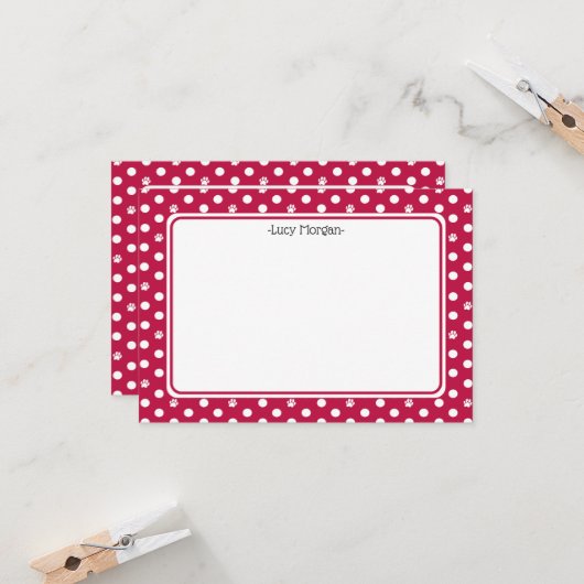 Carte Custom Whimsical Paw Print Polka Dot Red Note (Devant/Arrière en situation)