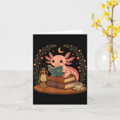 Carte Cute Axolotl Reading Books Cozy Bookworm (Fleur jaune)