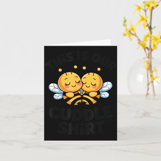 Carte Cute Bee Couple Cuddle Funny Romantic  (Fleur jaune)