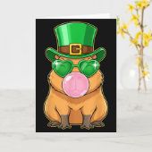 Carte Cute Capybara St Patricks Day Capybara Bubble Gum  (Fleur jaune)