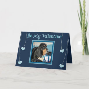 Carte Cute Valentine avec Basset Hound & Hearts en Bleu