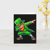 Carte Dabbing Leprechaun Jour de la Saint Patrick Drôle  (Fleur jaune)