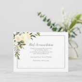 Carte D'accompagnement Belle Roses Blanches Floral Hôtel Hébergements (Debout devant)