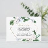 Carte D'accompagnement Bleu blanc fleuri vert or garçon étalage douche (Debout devant)