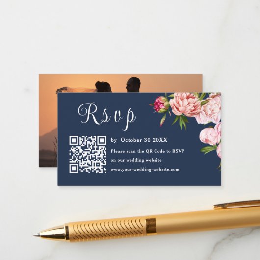 Carte D'accompagnement Bleu Marine Blush rose Photo Rsvp Qr Code Mariage (Devant/Arrière en situation)