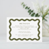 Carte D'accompagnement Boho Wavy Frame Green & White Mariage Détails (Debout devant)