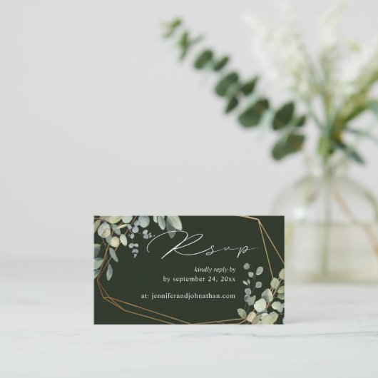 Carte D'accompagnement Budget Rustique Eucalyptus & Or 2SM Repas RSVP Ver (Debout devant)