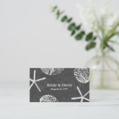 Carte D'accompagnement Chalkboard Seashells Beach Wedding Website Inserti (Debout devant)