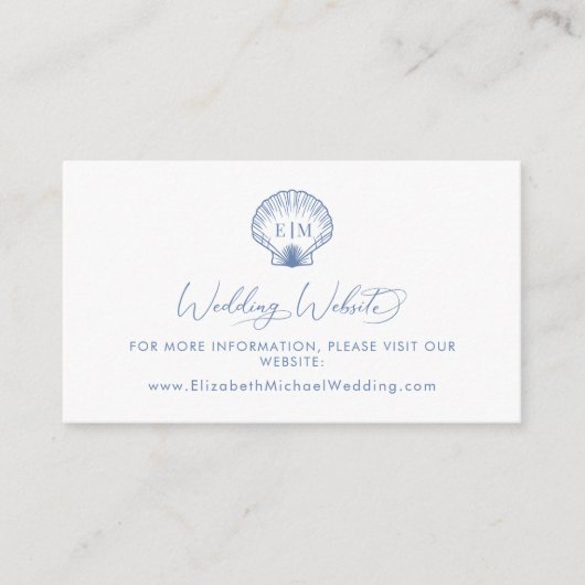 Carte D'accompagnement Coastal Blue Seashell Monogramme Site Mariage (Devant)
