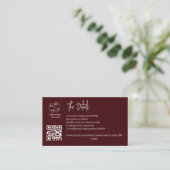 Carte D'accompagnement Code QR Monogramme Minimal Détails Mariage Bordeau (Debout devant)