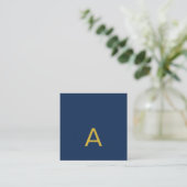 Carte D'accompagnement Couleur Or & Bleu Monogramme Initial Professionnel (Debout devant)