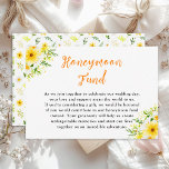 Carte D'accompagnement Daisées d'été Floral Mariage Honeymoon Fund<br><div class="desc">Cette belle et élégante carte de fonds pour lune de miel de mariage comprend des fleurs jaune aquarelle,  marguerites blanches et feuillage. Le texte combine écriture manuscrite et polices serif pour un look élégant et moderne. Il est parfait pour un mariage rustique de printemps ou d'été.</div>