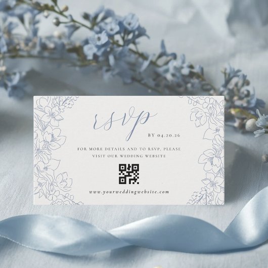 Carte D'accompagnement Delicate Blue Floral Wedding QR code RSVP