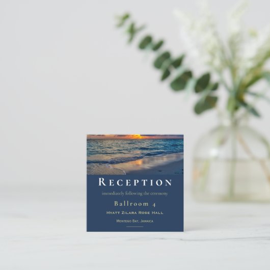 Carte D'accompagnement Destination Mariage Ciel ensoleillé Réception de m (Debout devant)