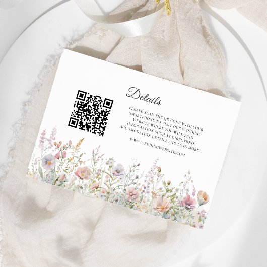 Carte D'accompagnement Détails de code QR aquarelle de fleurs sauvages él