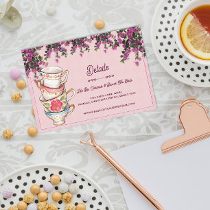 Carte D'accompagnement Détails de la fête prénuptiale Tasses à thé empilé
