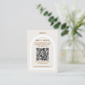 Carte D'accompagnement Détails de RSVP de code QR à arc moderne et paille (Debout devant)