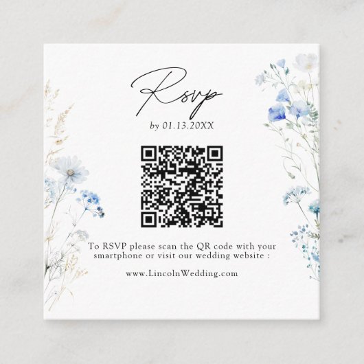 Carte D'accompagnement Dusty Blue Fleurs sauvages Monogramme QR Code RSVP (Devant)