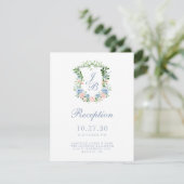 Carte D'accompagnement Dusty Blue Floral Crest Réception de mariage (Debout devant)