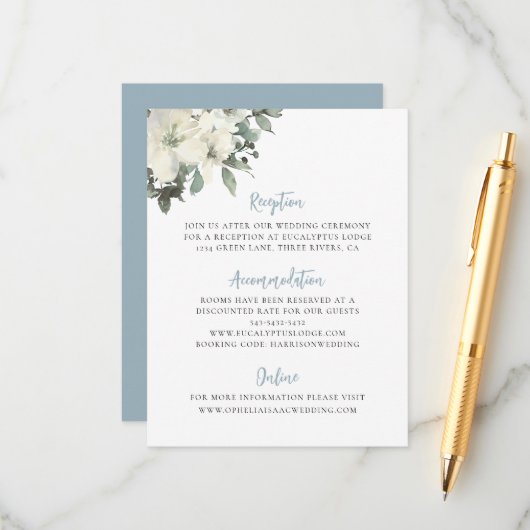Carte D'accompagnement Dusty Blue Ivory Floral Wedding Enclosure Card (Devant/Arrière en situation)
