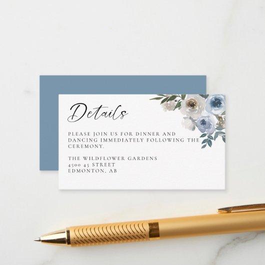 Carte D'accompagnement Dusty Blue Mariage Floral Détails Réception Script (Devant/Arrière en situation)