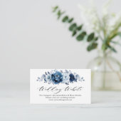Carte D'accompagnement Dusty Blue Slate Navy Floral chic Mariage Website (Debout devant)
