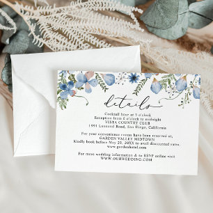 Carte D'accompagnement Elégant bleu Dusty Floral Détails du Mariage