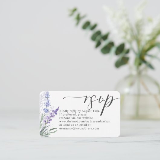 Carte D'accompagnement Élégant Lavender QR Code RSVP Mariage (Debout devant)