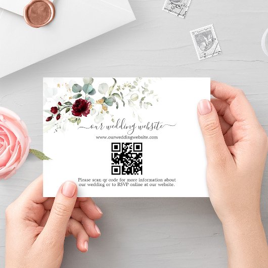 Carte D'accompagnement Élégant Mariage de code QR floral de Bourgogne