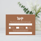 Carte D'accompagnement Elégant Moderne Simple Boho Mariage QR Code RSVP (Debout devant)
