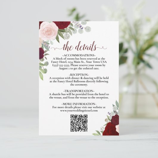Carte D'accompagnement Elegant Rouge & Rose Roses Détails du Mariage QR C (Debout devant)