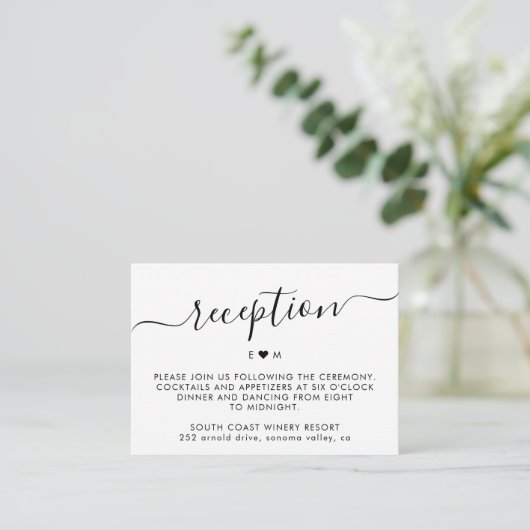 Carte D'accompagnement Élégant Script Simple Monogramme Mariage Réception (Debout devant)